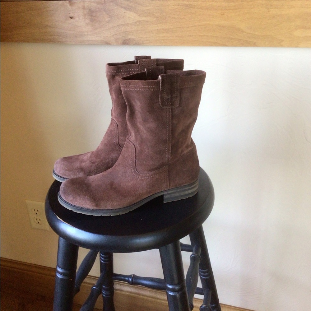 Naturalizer Chocolate Suede Heeled Boots